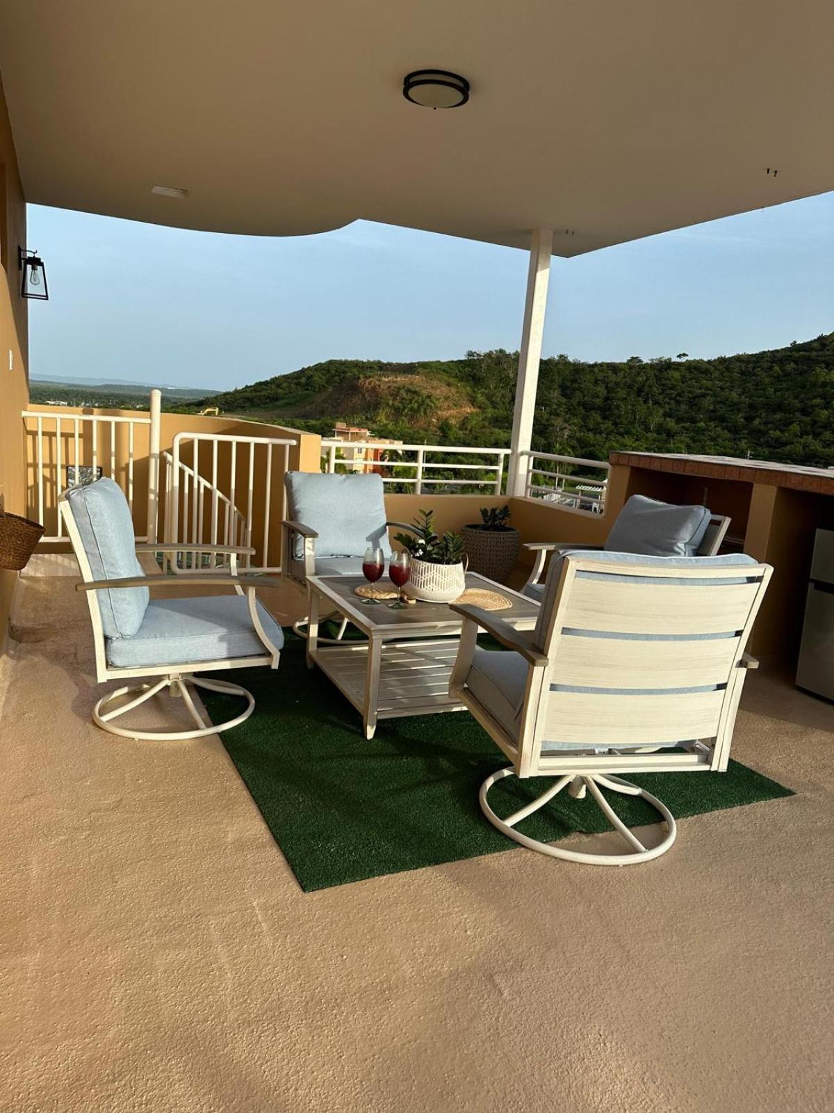 Pearl Of The East In Ceiba With Ocean View And Private Rooftop Santa Maria  Bagian luar foto